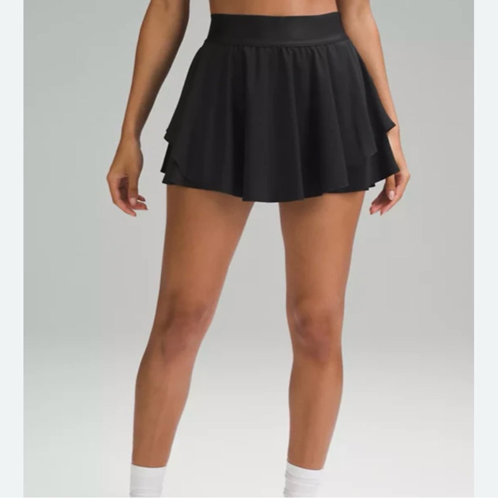Size 6 Black Lululemon Tennis Skirt